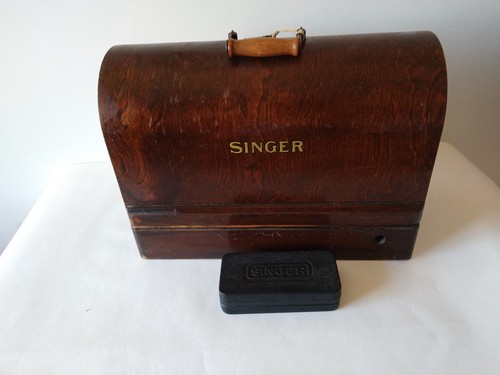 Vintage singer sewing machine - vintage,