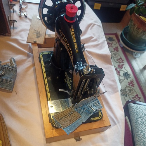 Singer hand crank sewing - crank,