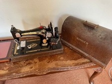 Vintage Singer Seeing Machine