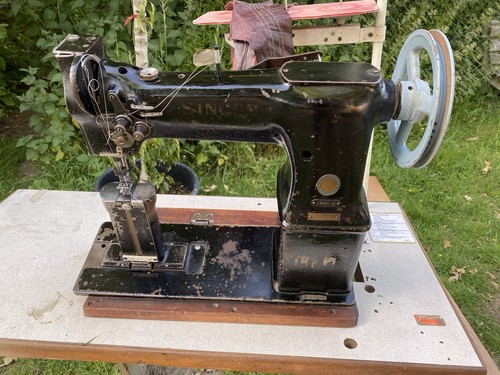 Rare singer 138w101 - rare, postbed