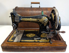 Singer 28K Hand Cranked Sewing