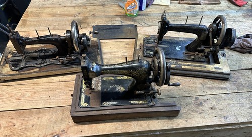 Vintage singer sewing machines - sewing,