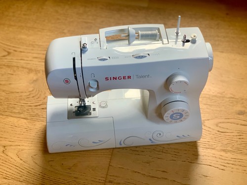 Singer sewing machine talent - sewing,