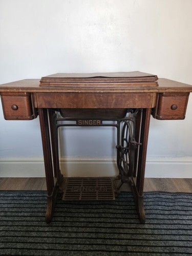 Antique singer sewing machine - antique,